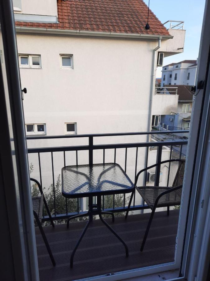 Ioannis Apartments Teodo Esterno foto
